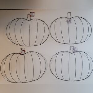 4 Pumpkin Metal Wreath Wire Frames For Wreath Making Crafts 3D